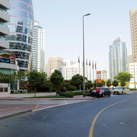 Dusit D2 Kenz Hotel Dubai Esterno foto