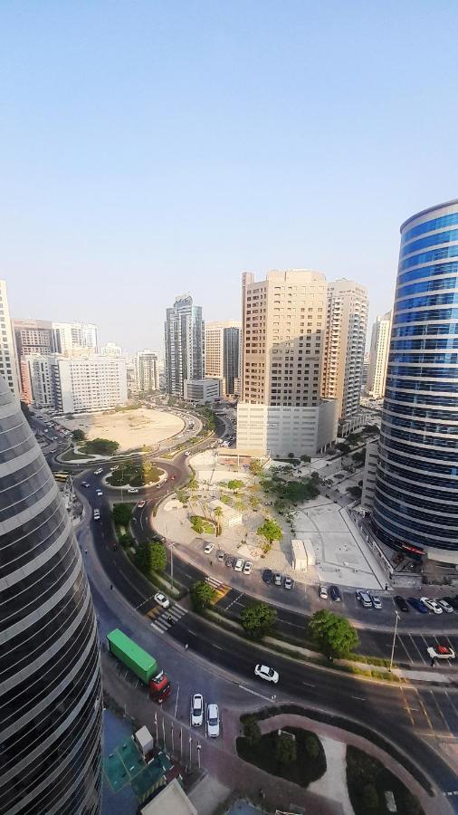 Dusit D2 Kenz Hotel Dubai Esterno foto