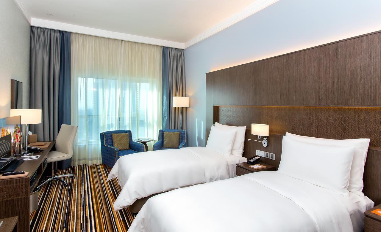 Dusit D2 Kenz Hotel Dubai Esterno foto